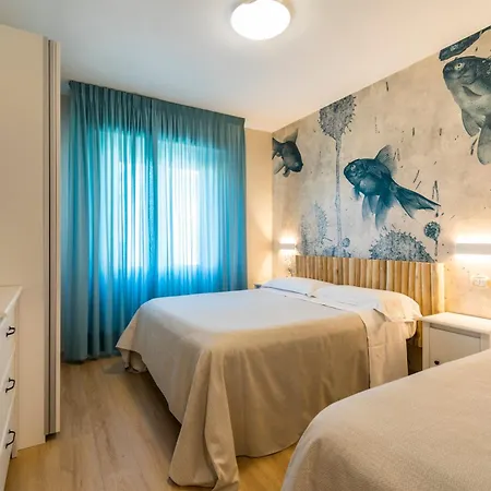 Stella Aparthotel 4*