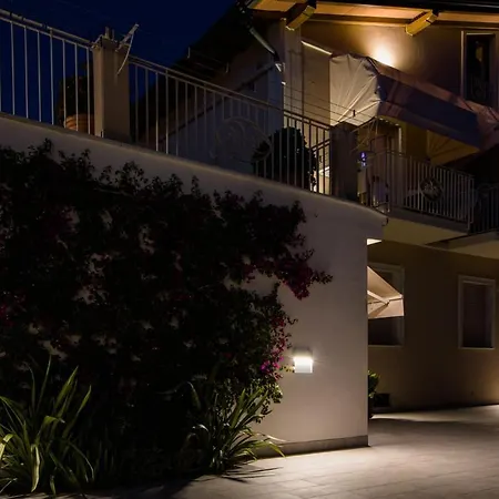 Hotel apartamentowy Stella Marina di Massa